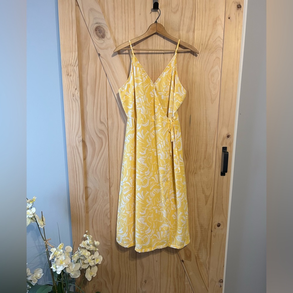 Nine West Yellow and White Floral Wrap Dress